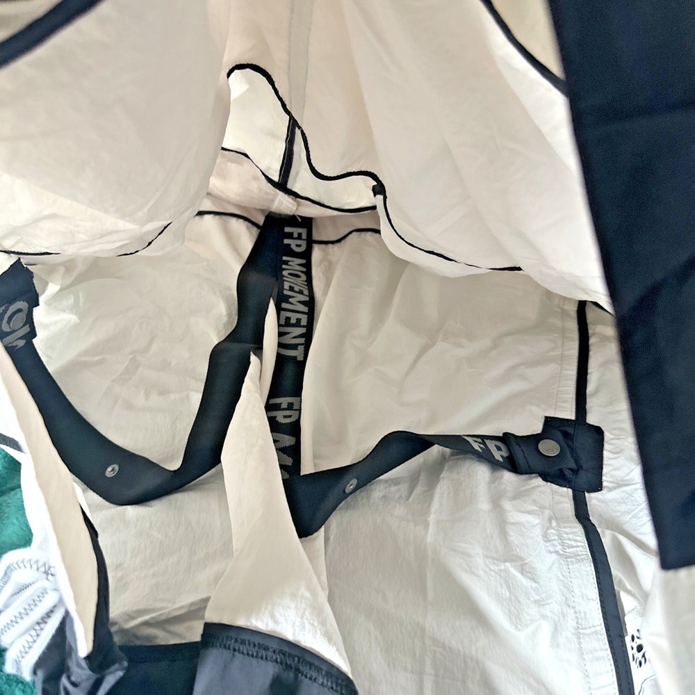 Free People Movement Size M/L Peace Out Backpack Parachute Jacket Ivory Combo - Picture 11 of 15